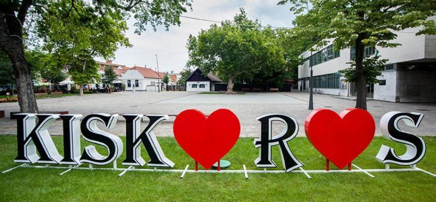 Csengő Vendégház Kiskoros Esterno foto